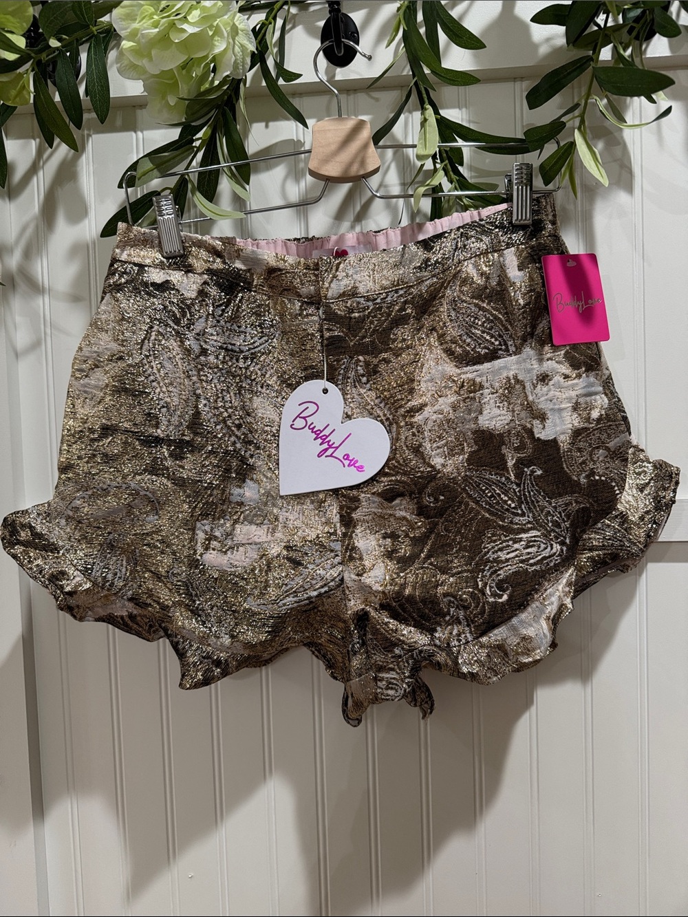 #185 BUDDY LOVE Metallic Paisley Ruffle Hem M Shorts - Gold w Pink NWT